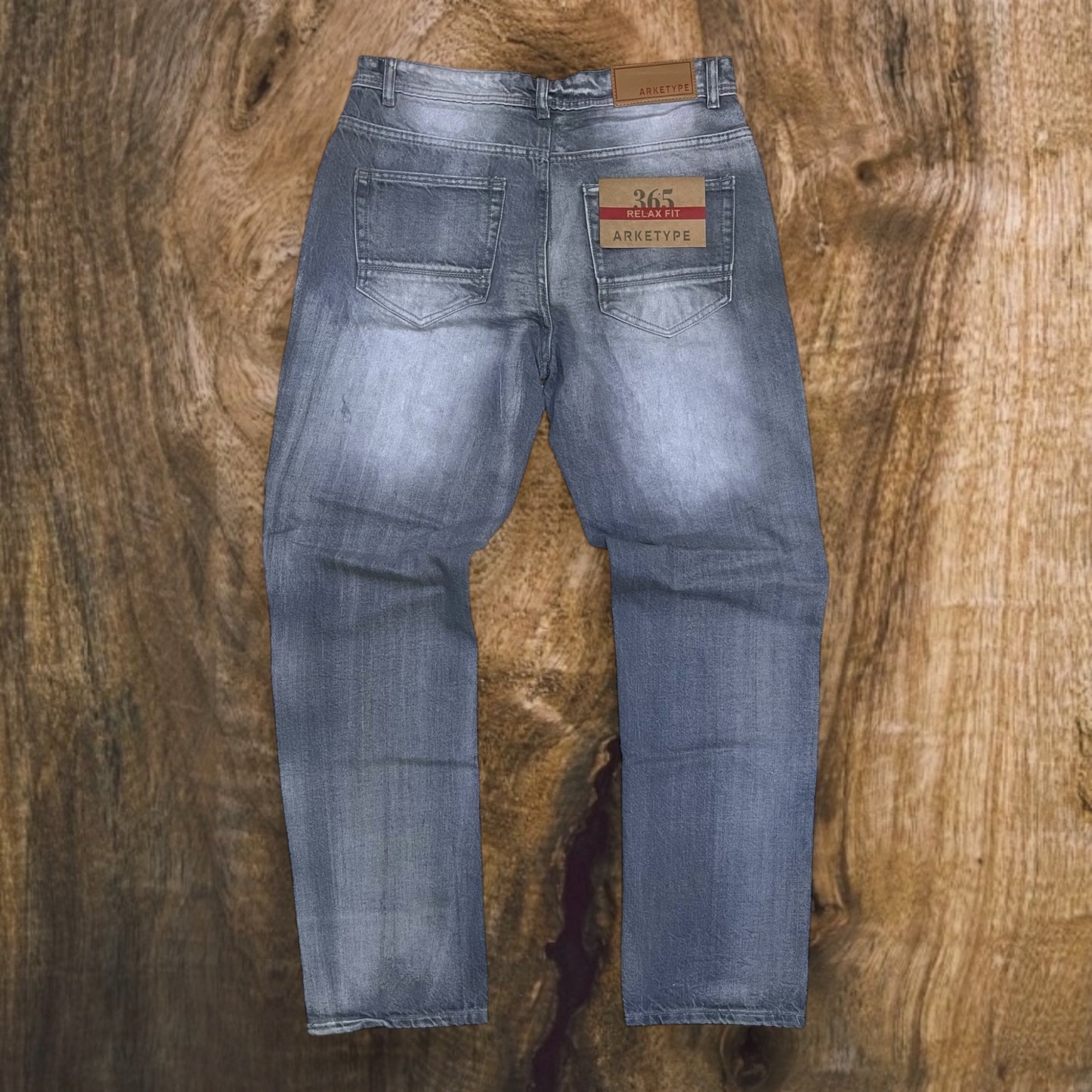 PC01 - Basic Whisker Relaxed-Fit Jeans