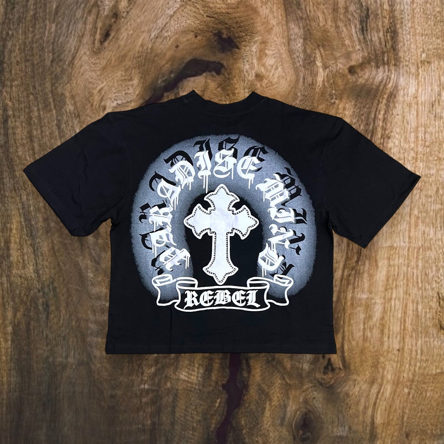 152-118 - REBEL CROSS Rhinestones Cropped Graphic T-Shirt