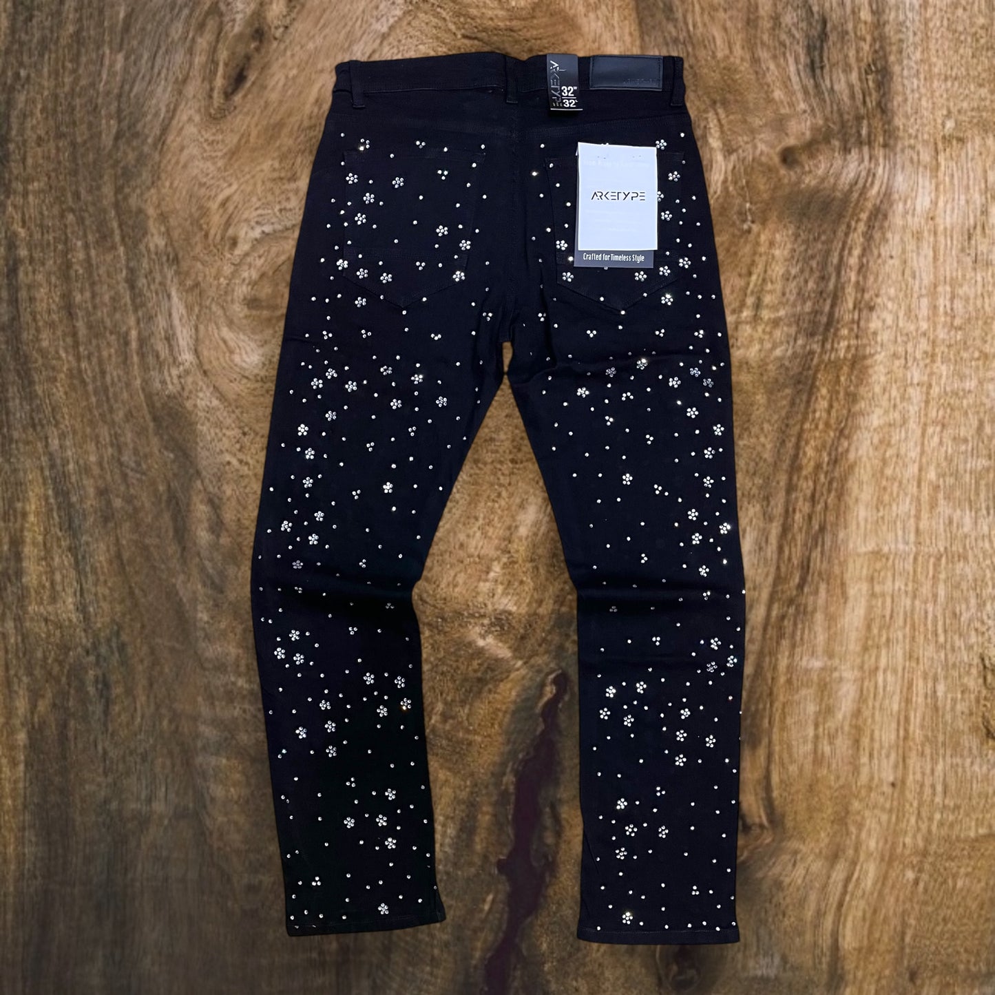 P546 - Floral Pattern W/ All Over Rhinestone Straight-Fit Stretch Jeans