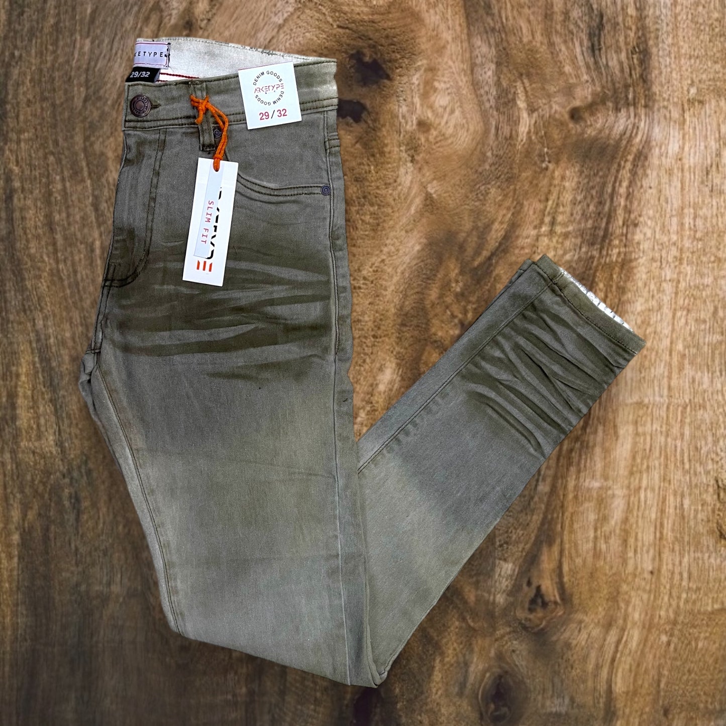 P511 - Mineral Washed Slim-fit Stretch Jeans