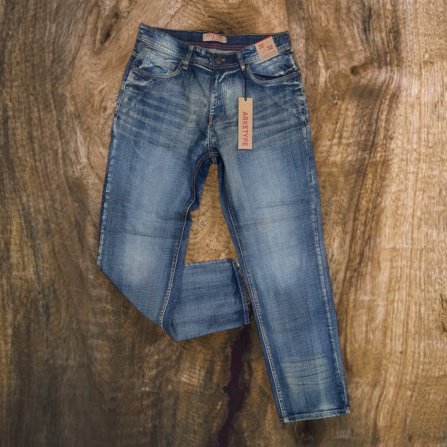 PC01 - Basic Whisker Relaxed-Fit Jeans