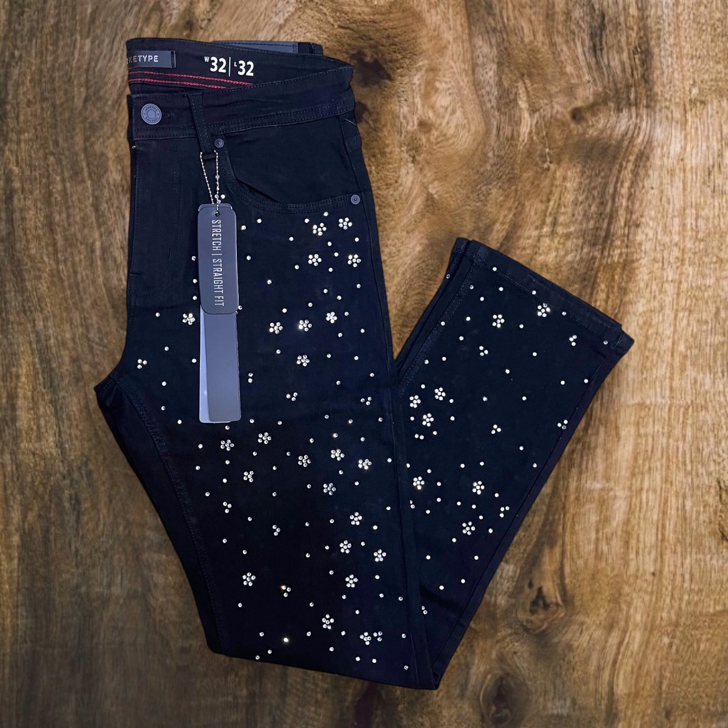 P546 - Floral Pattern W/ All Over Rhinestone Straight-Fit Stretch Jeans