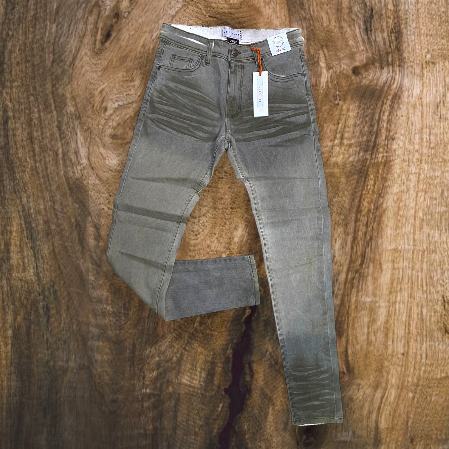 P511 - Mineral Washed Slim-fit Stretch Jeans