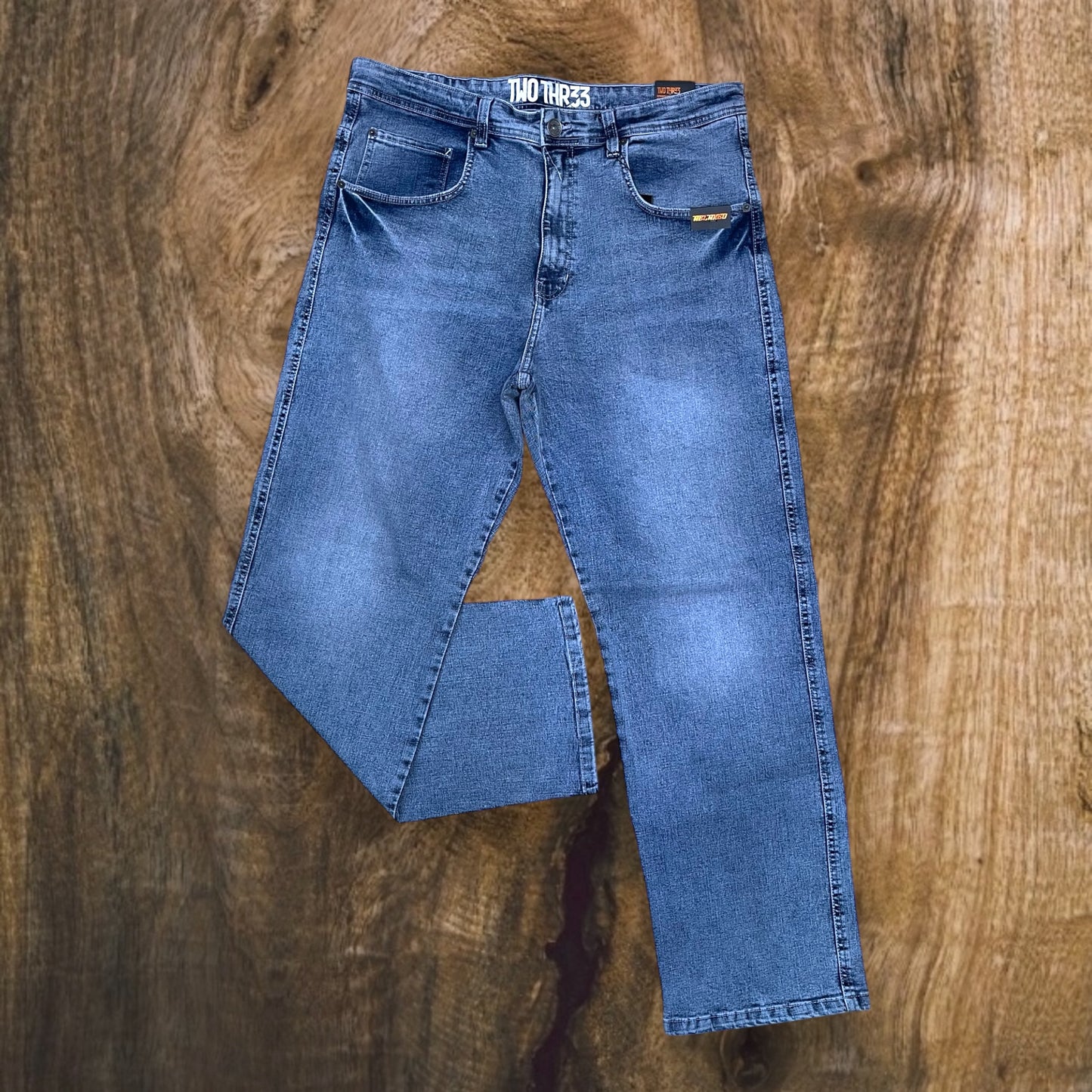 23104 - Basic Relaxed-Fit Jeans