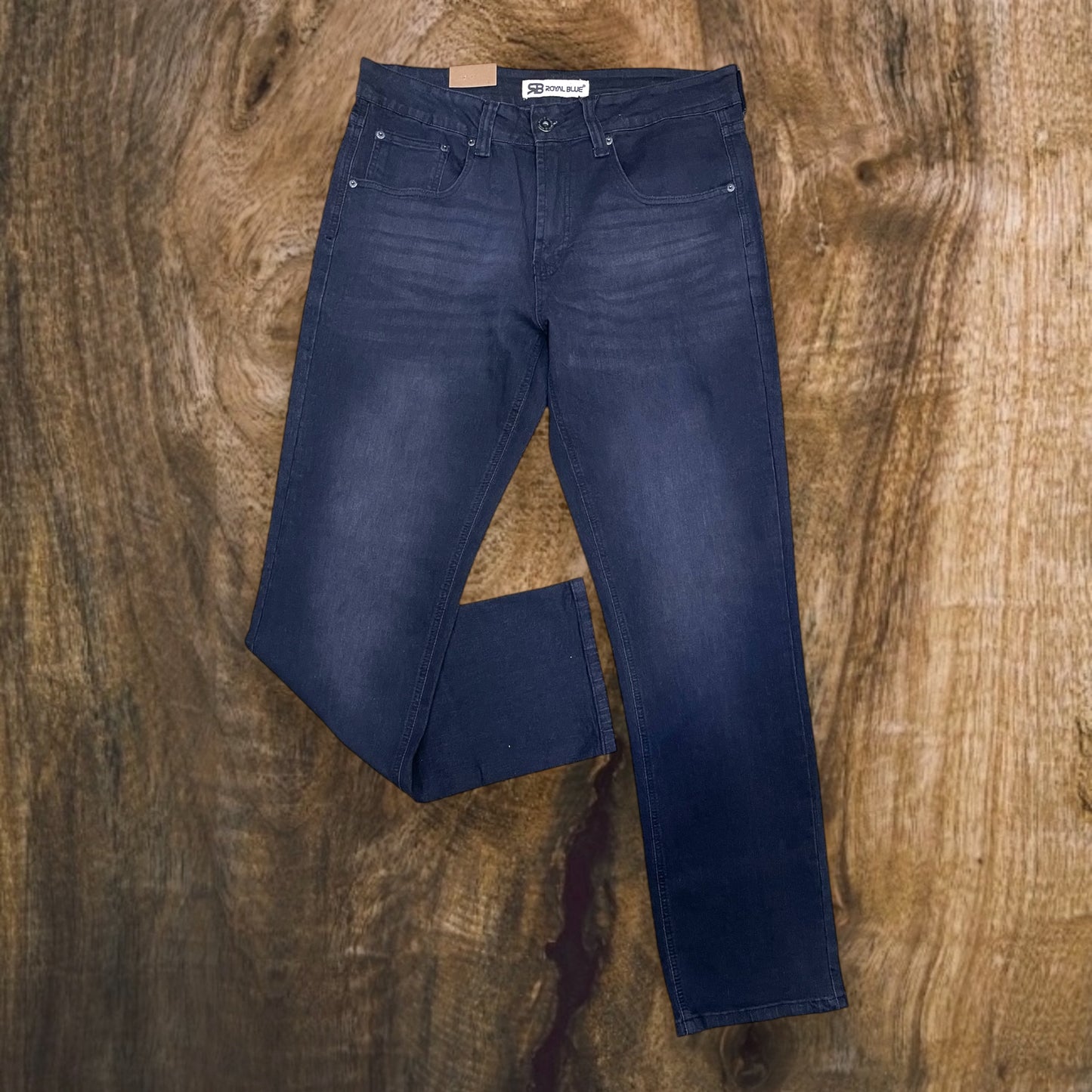 8408 - Basic Relaxed-Fit Stretch Jeans