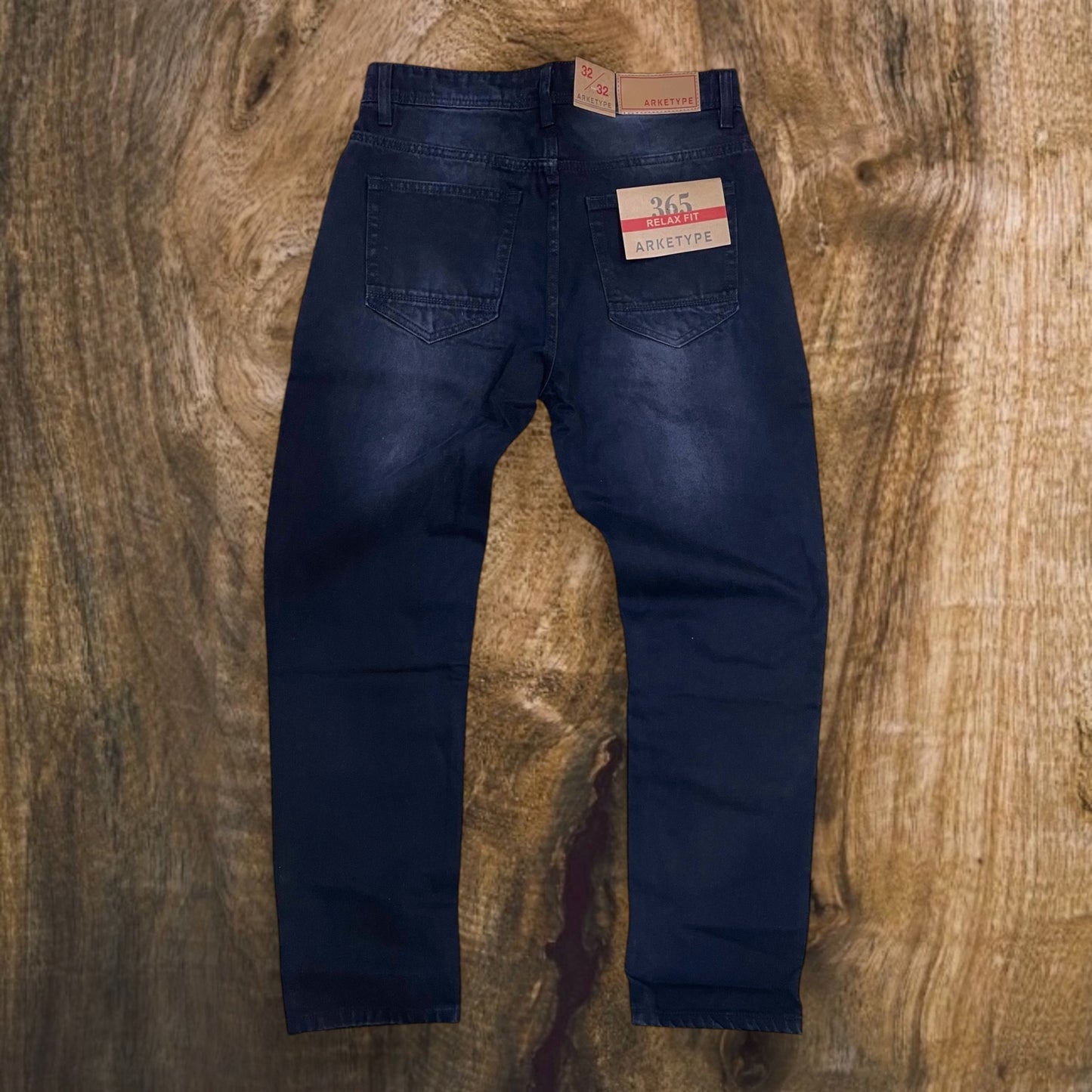 PC01 - Basic Whisker Relaxed-Fit Jeans