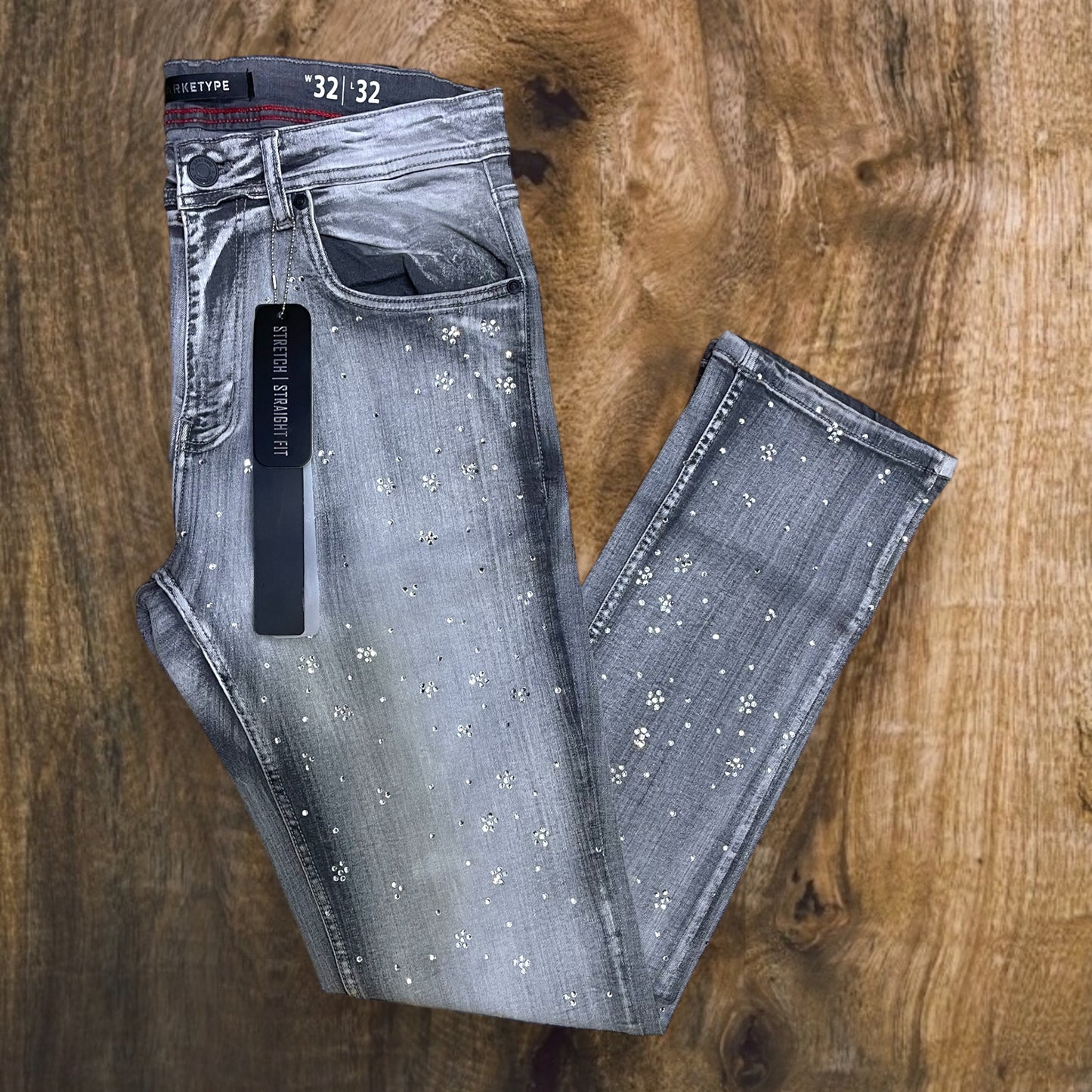P546 - Floral Pattern W/ All Over Rhinestone Straight-Fit Stretch Jeans