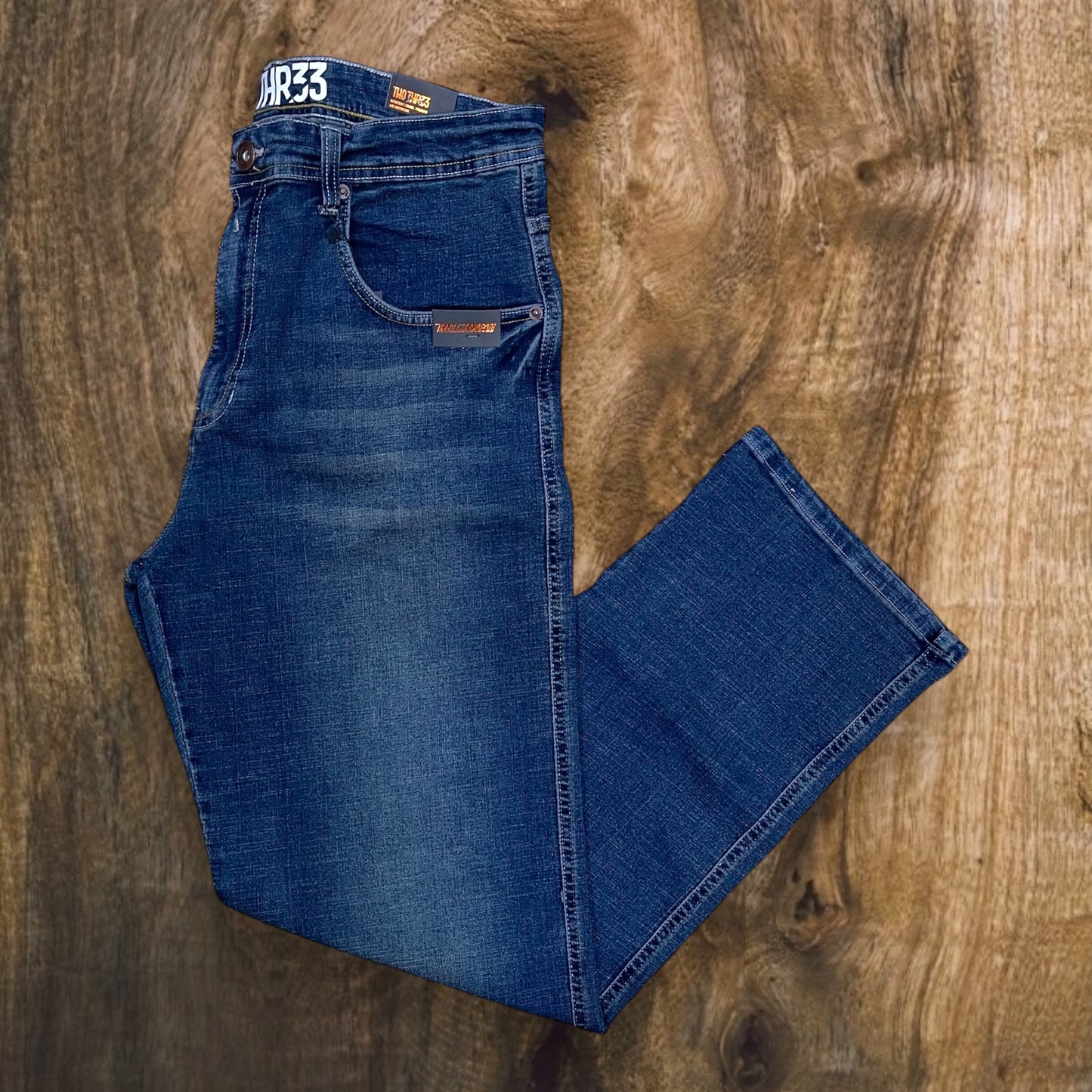 23104 - Basic Relaxed-Fit Jeans