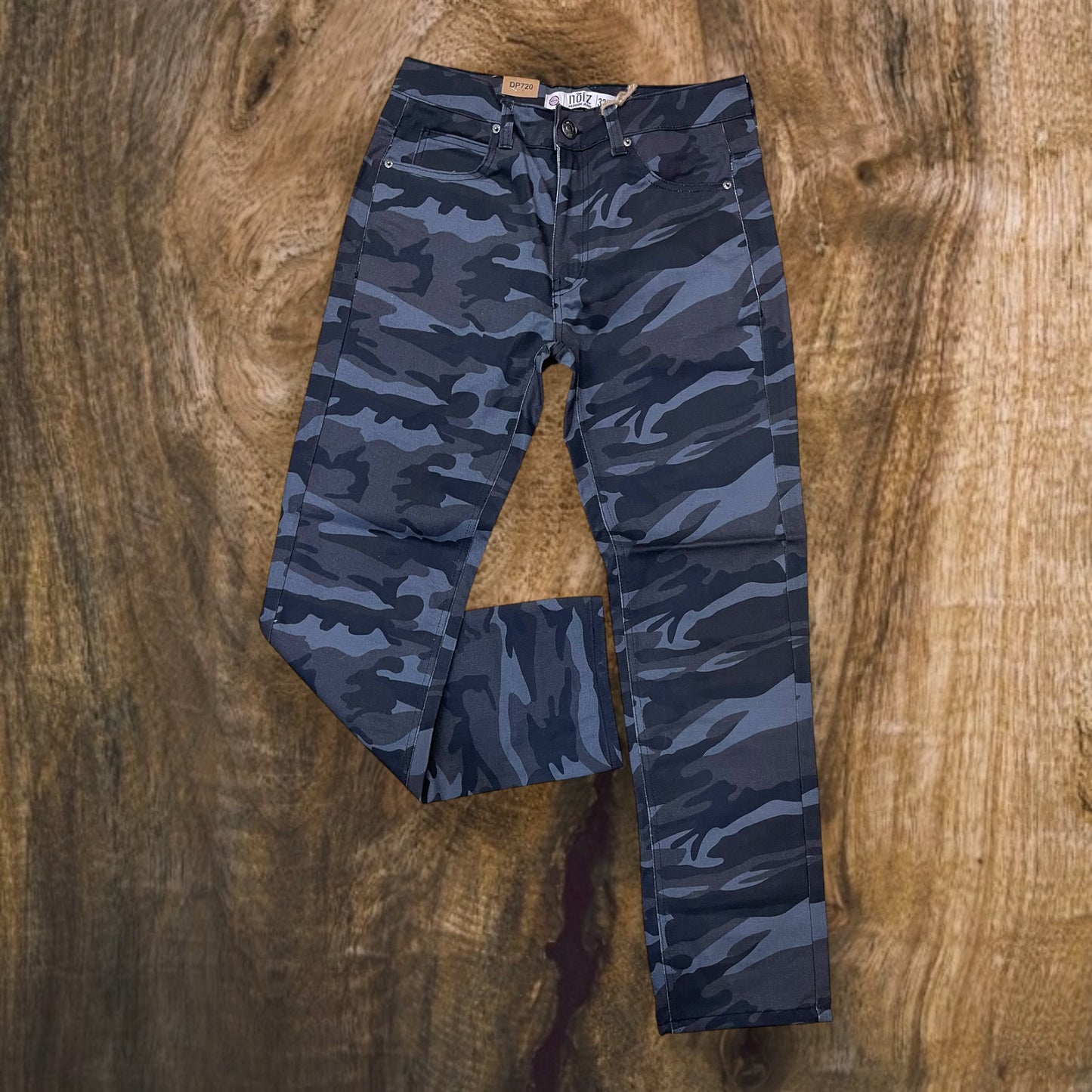 DP720 - Basic Color Denim Relaxed-Fit Jeans