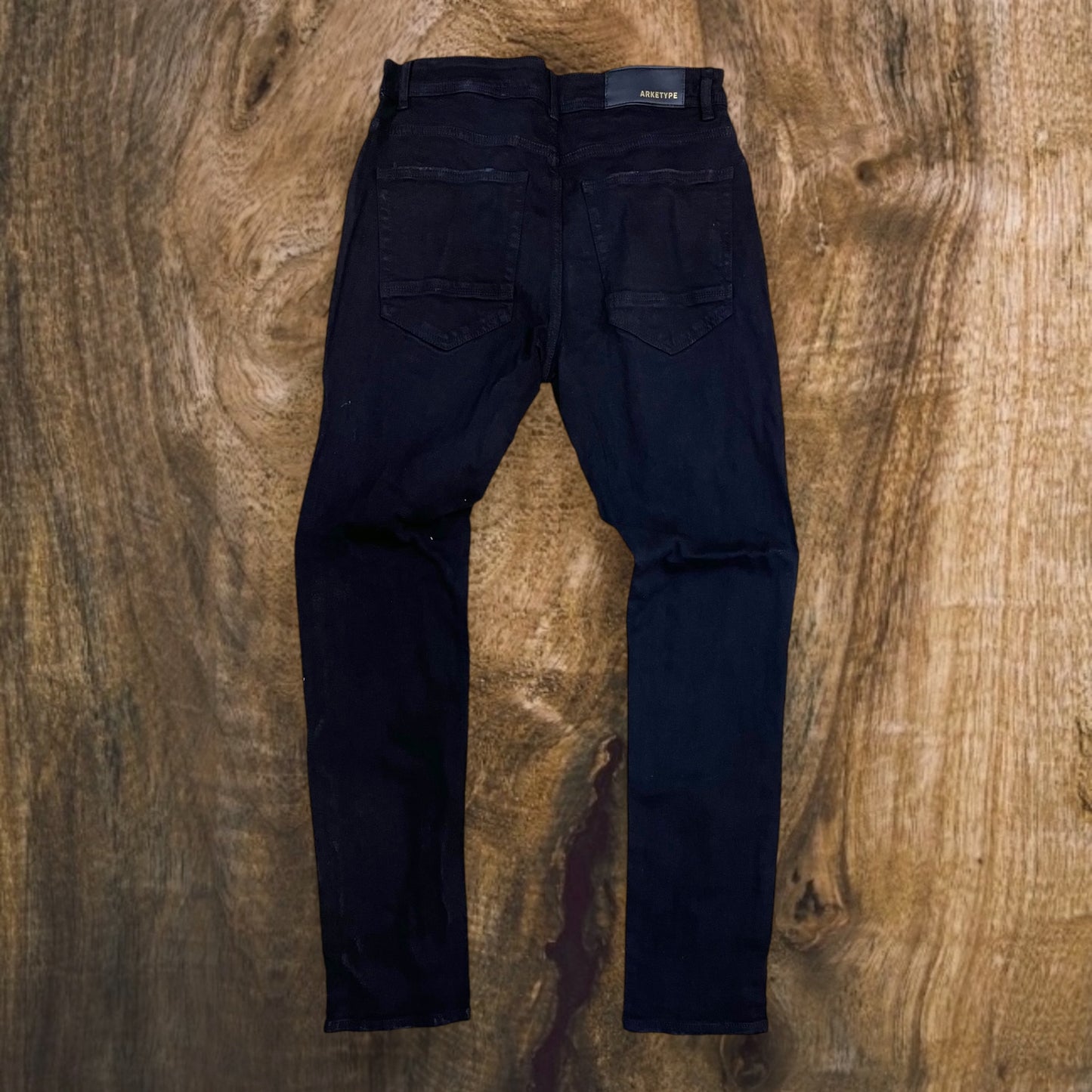 P417 - V2 Color Backing Slim-Fit Stretch Jeans