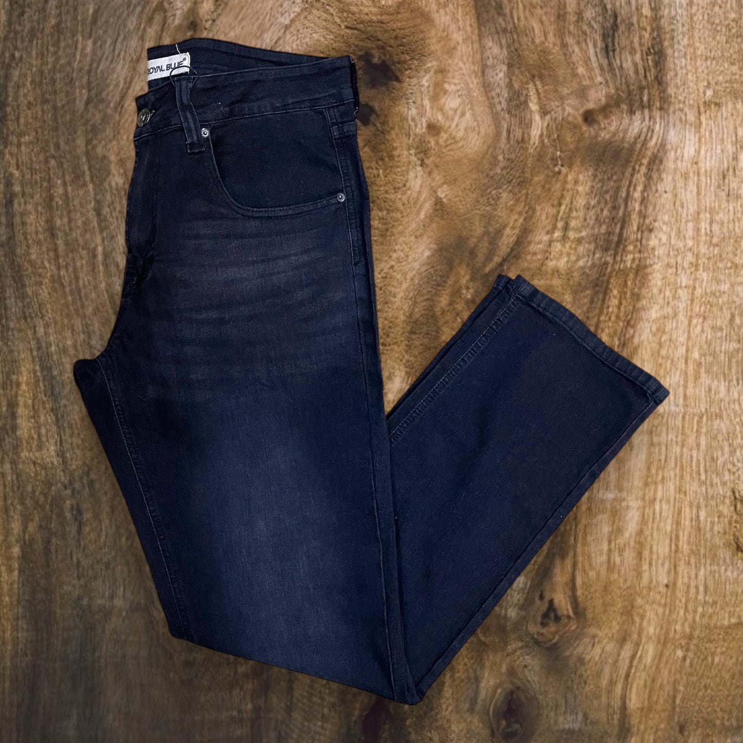 8408 - Basic Relaxed-Fit Stretch Jeans