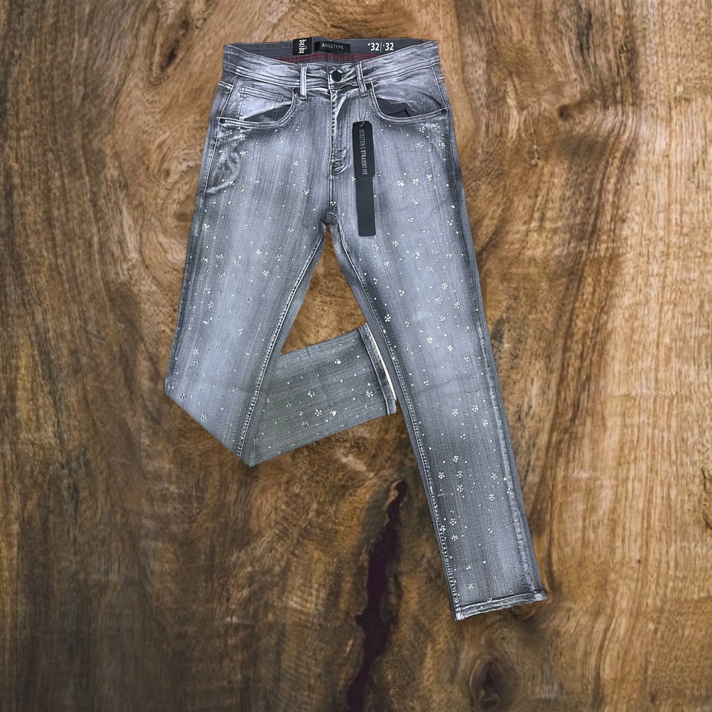 P546 - Floral Pattern W/ All Over Rhinestone Straight-Fit Stretch Jeans
