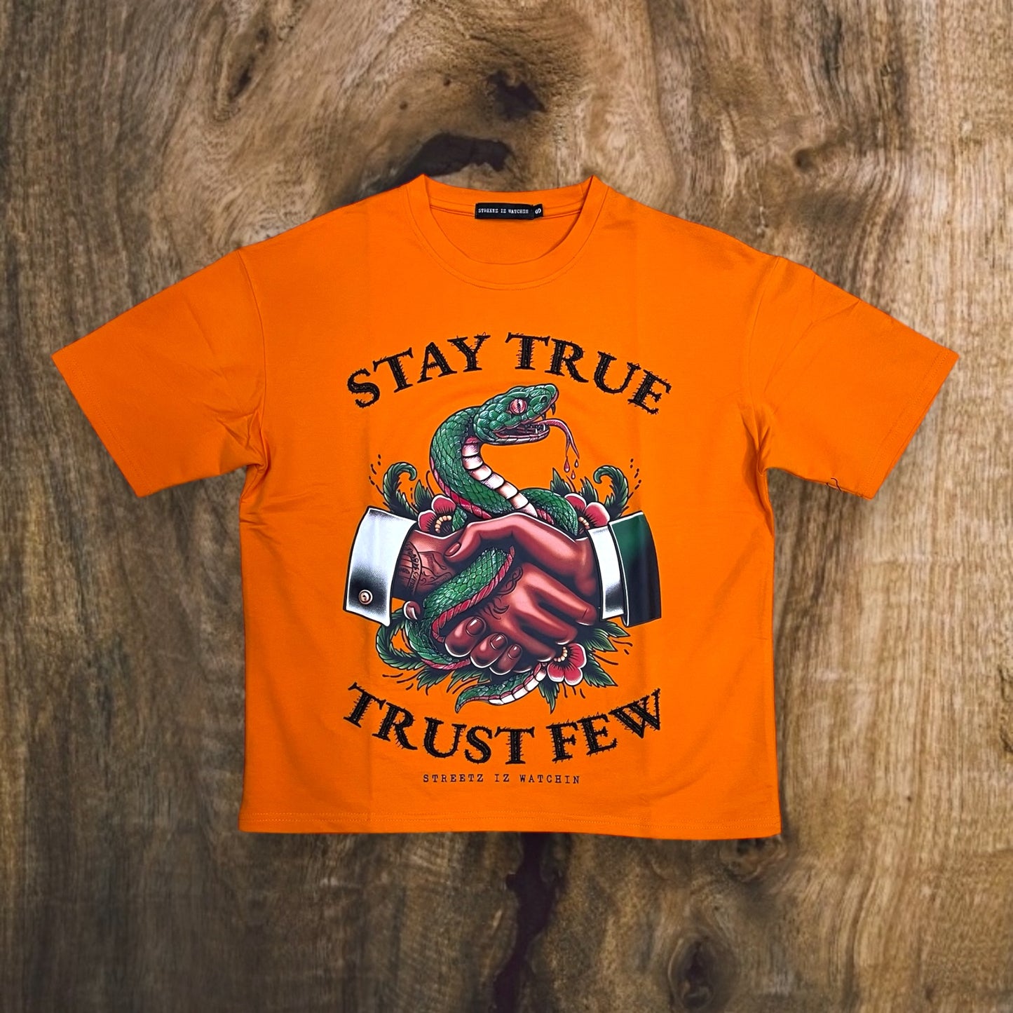SWCR5173 - Stay True, Trust Few Cropped Top T-Shirt