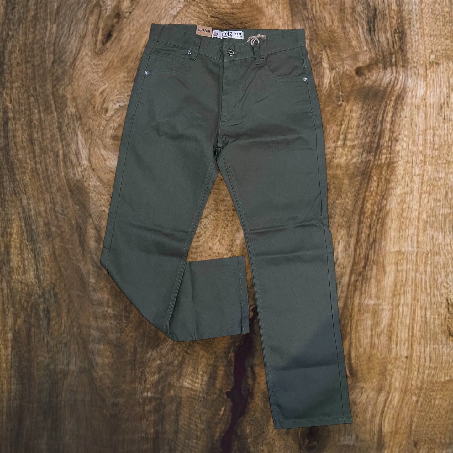 DP720 - Basic Color Denim Relaxed-Fit Jeans