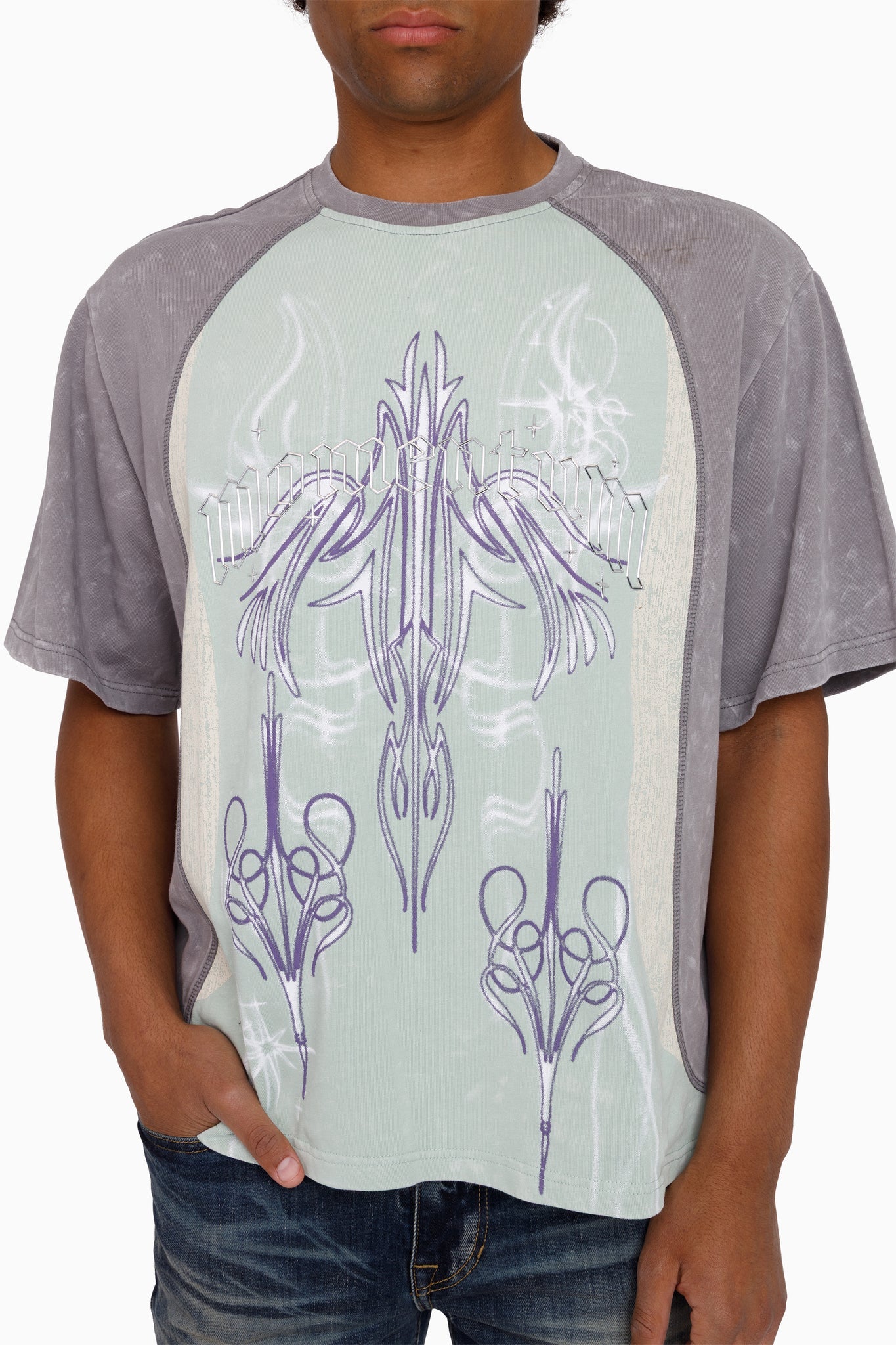 WH-KT26F559 - Air Brush Premium Boxy Graphic T-Shirt