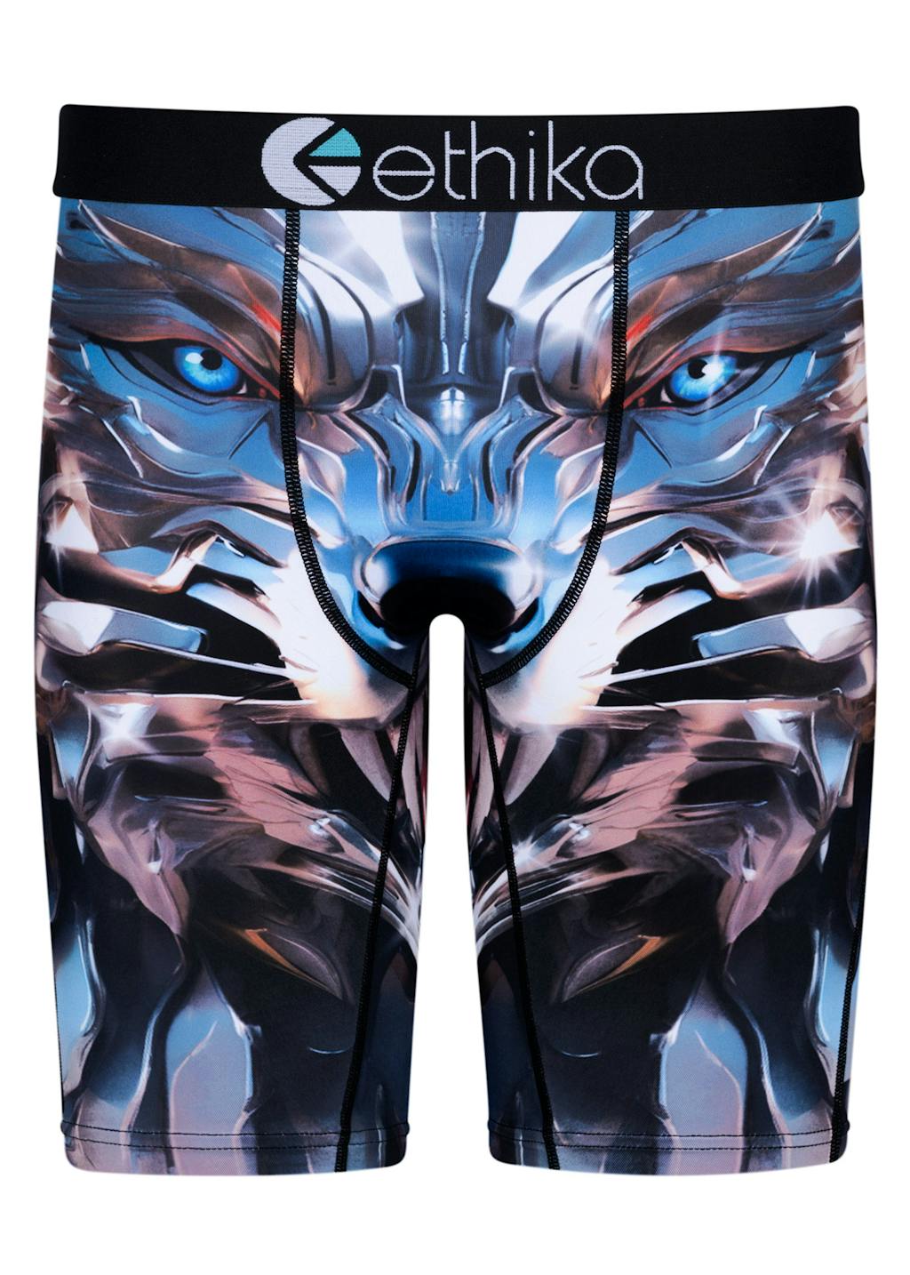 MLUS3498 - Chrome Wolf