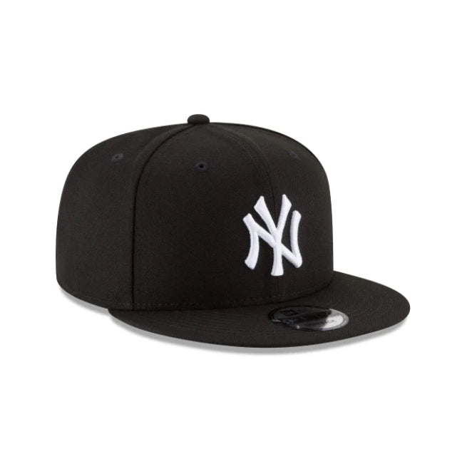 11591025 - New York Yankees Basic Black and White 9FIFTY Snapback