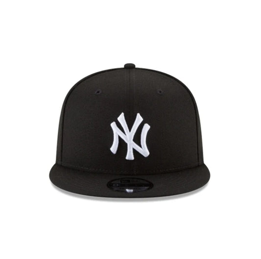 11591025 - New York Yankees Basic Black and White 9FIFTY Snapback