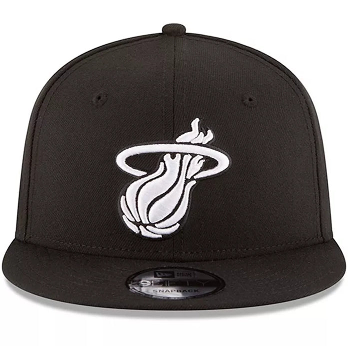 NEW ERA Miami Heat black and white 9FIFTY adjustable snapback hat