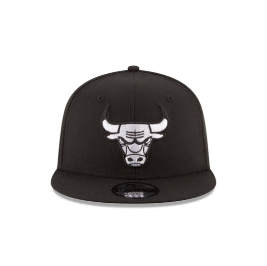 70353680 - Chicago Bulls Black Basic 9FIFTY Snapback