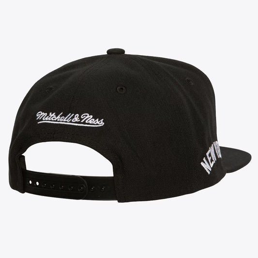 HS8544 - Black/White New York Yankees Evergreen OG Snapback Hat