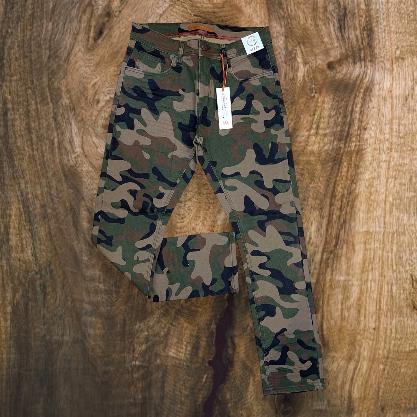 PC04 - Core Straight-Fit Stretch Jeans