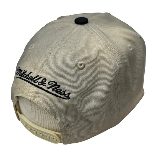 HM18934 - Brooklyn Nets Cream/Black Caddy Adjustable Hat