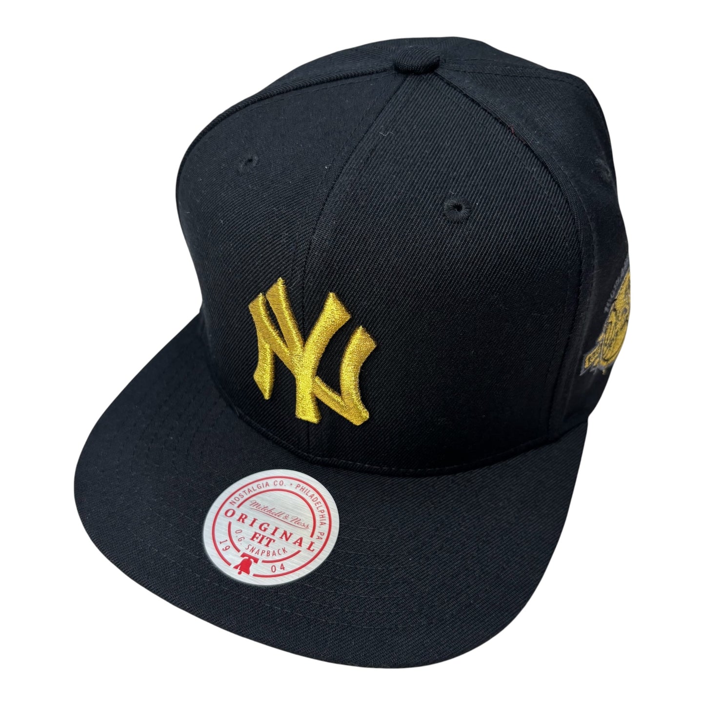 HS17986 - New York Yankees Black/Gold OS FASHION Snapback
