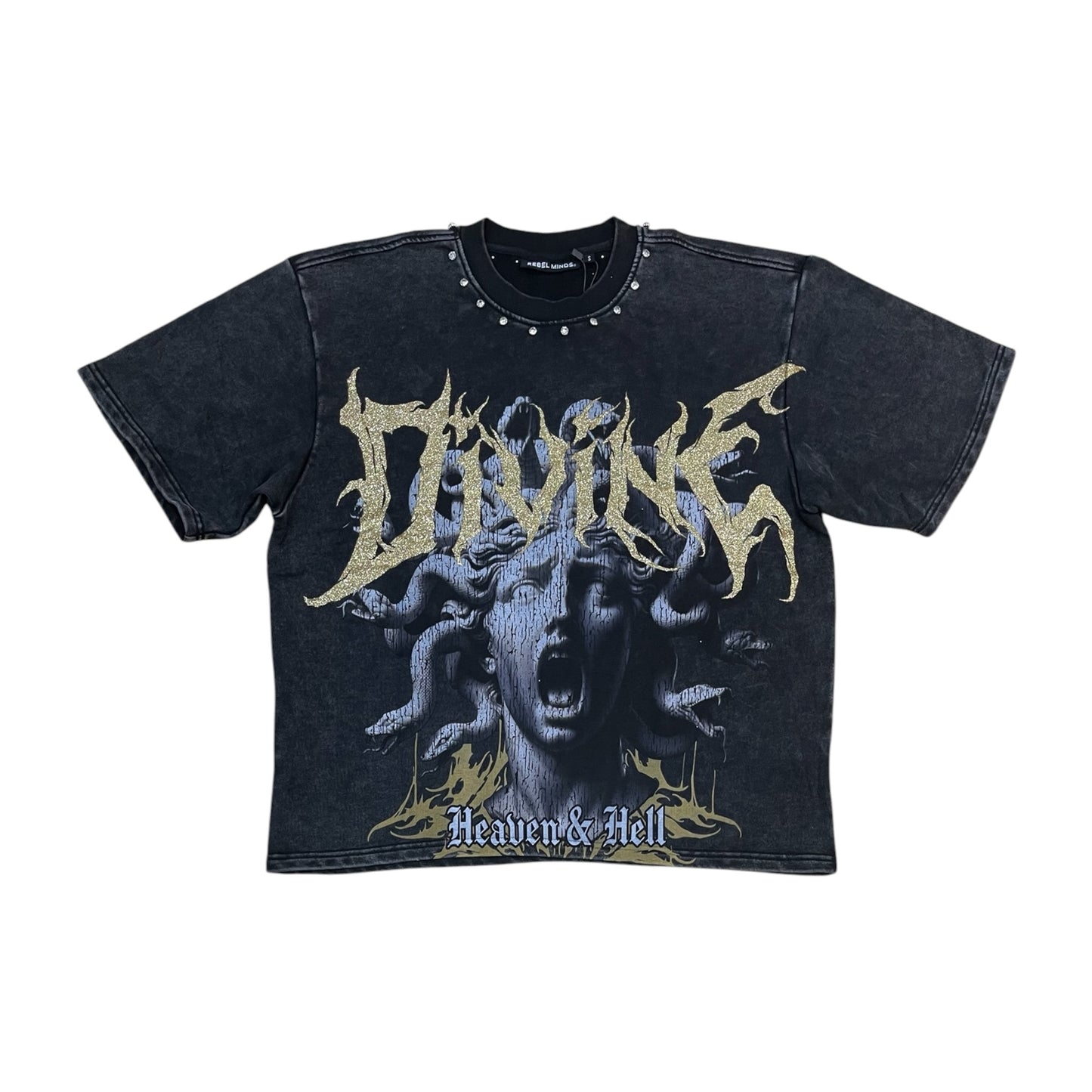 WH-610-11131 - Divine Medusa with Studs Cropped Graphic T-Shirt
