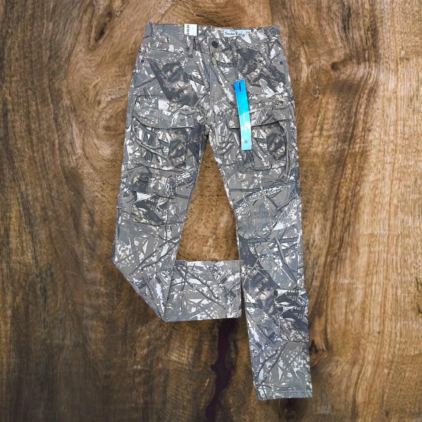 JP24529 - Smoke Rise Multi Cargo Pocket Slim-Fit Jeans (Khaki Hunting Camo)