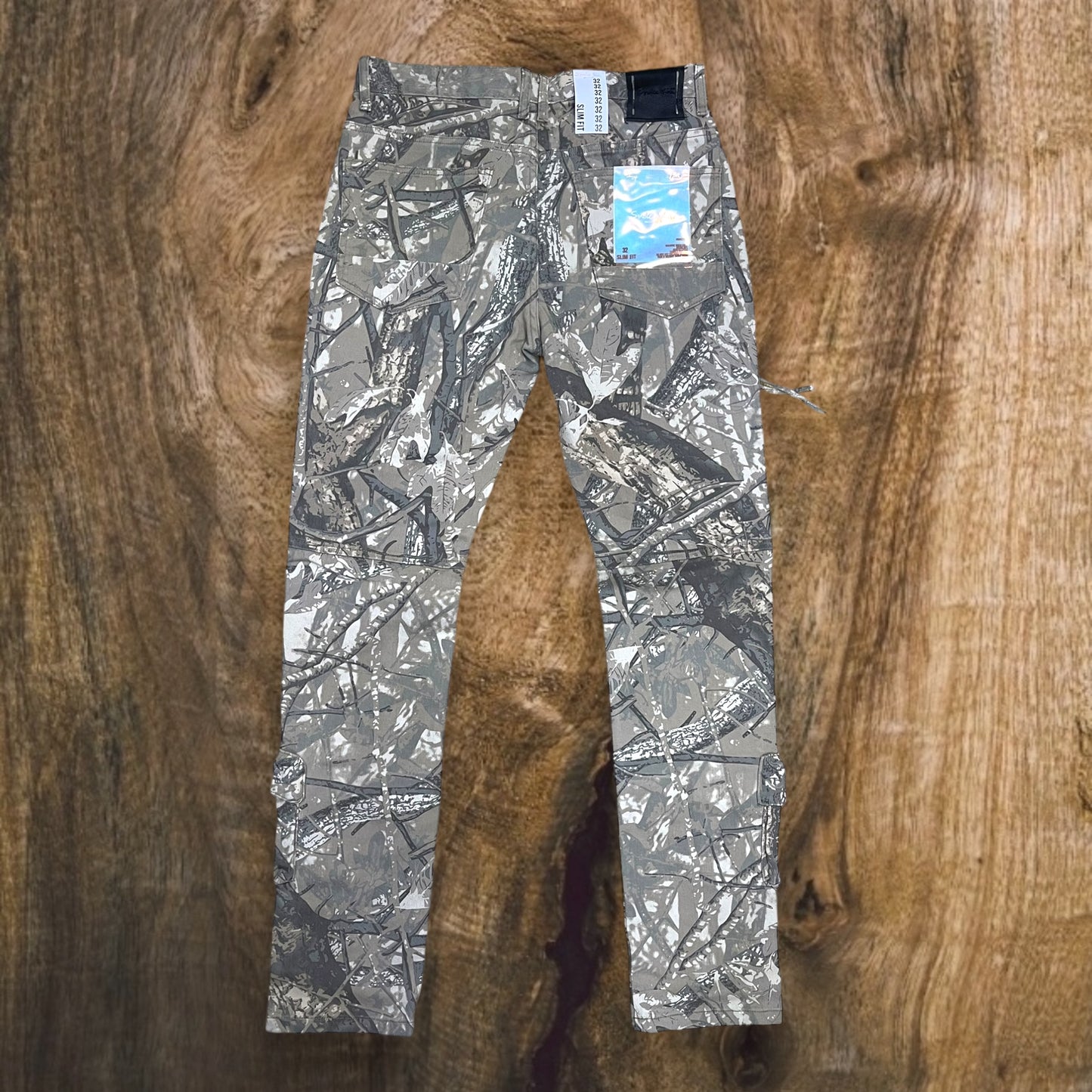 JP24529 - Smoke Rise Multi Cargo Pocket Slim-Fit Jeans (Khaki Hunting Camo)