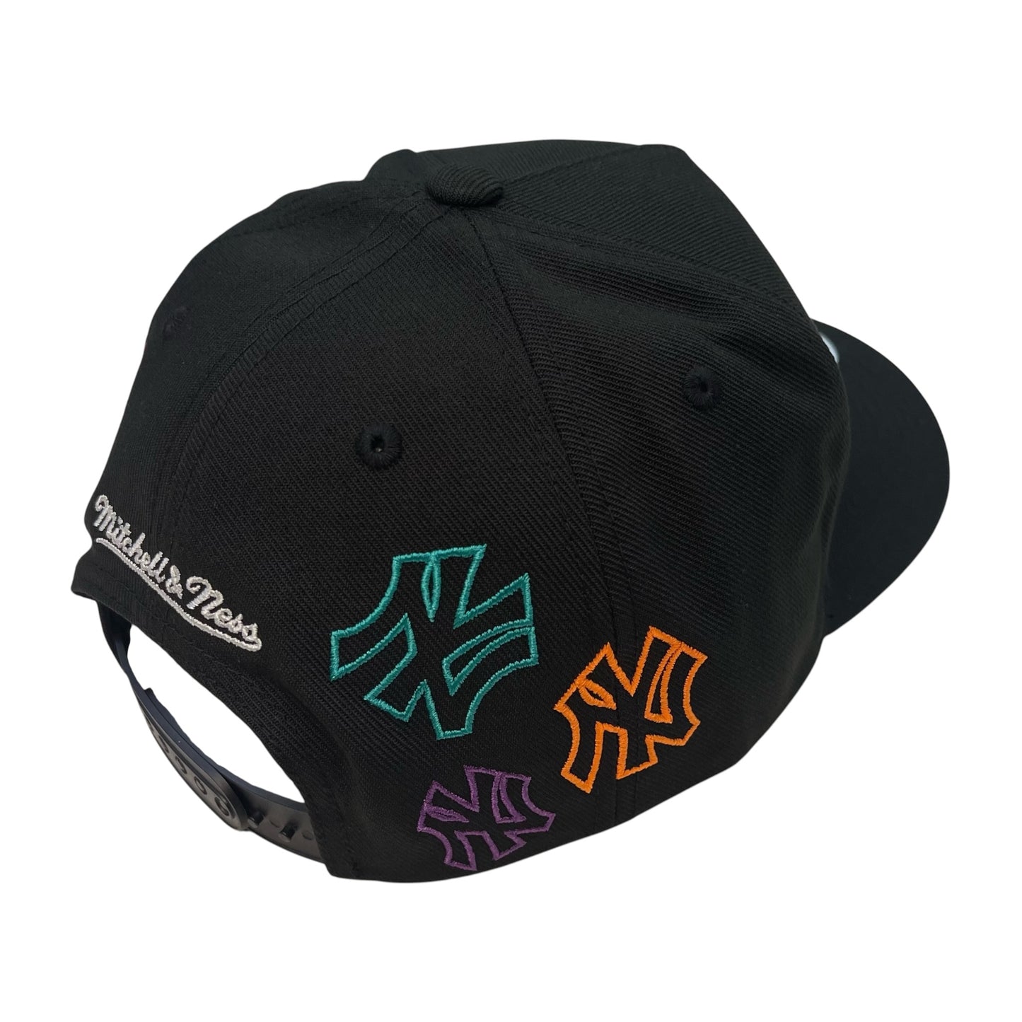 HP18022 - New York Yankees Black/White Neon Pro Pinch-Fit Snapback