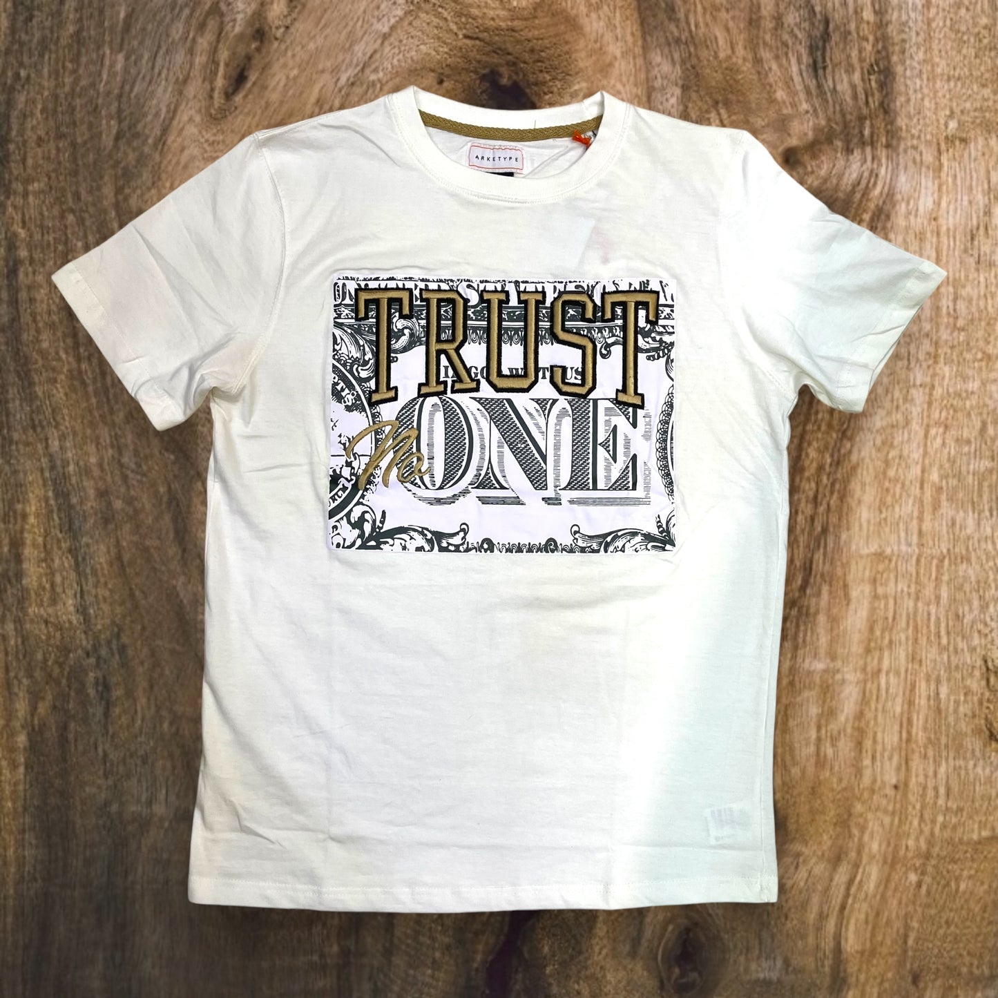 T434 - Trust No One Regular-Fit T-Shirt