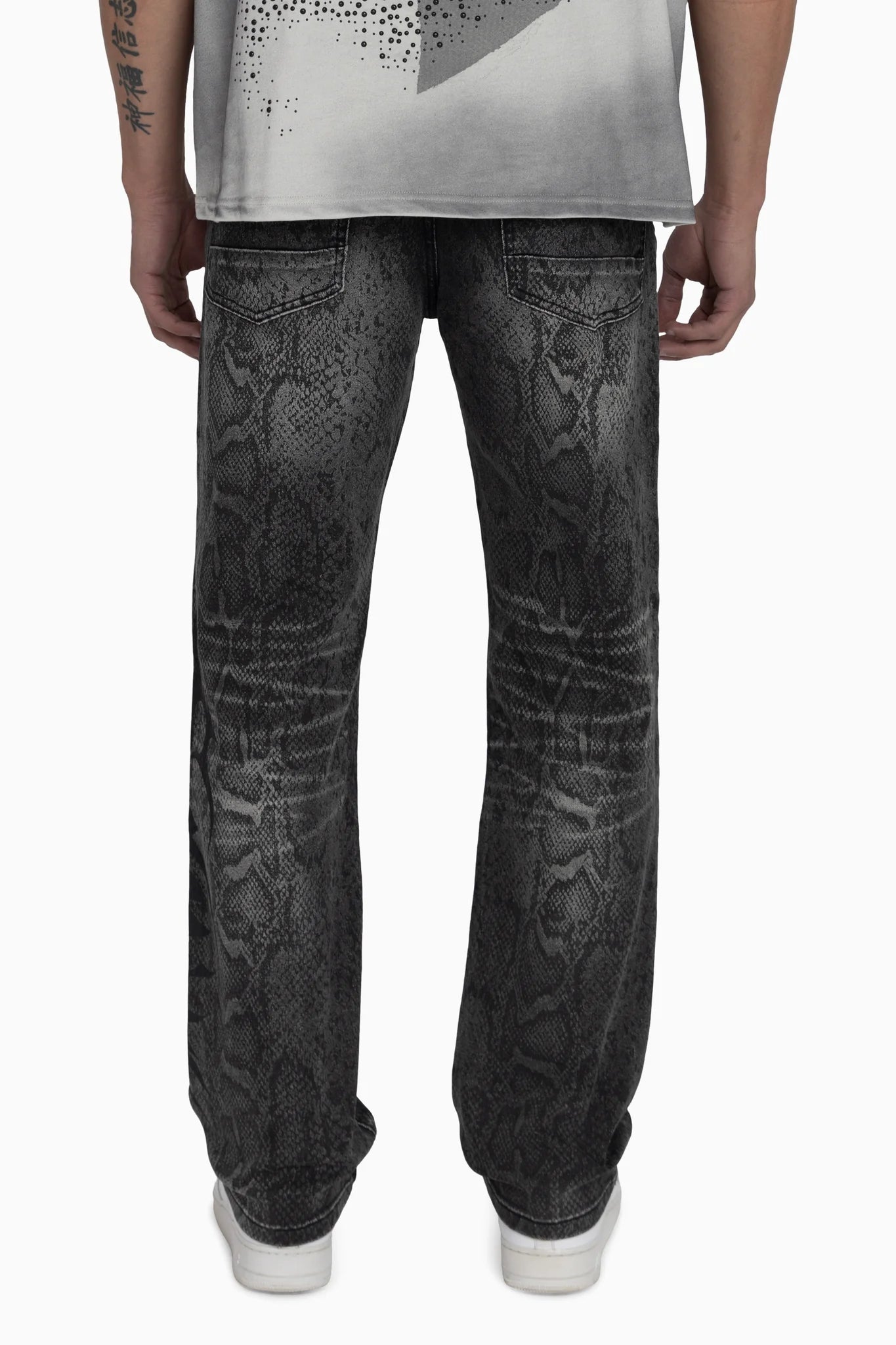 JP26F557Z - Sanity Python Straight-Fit Stretch Jeans – Just Casual