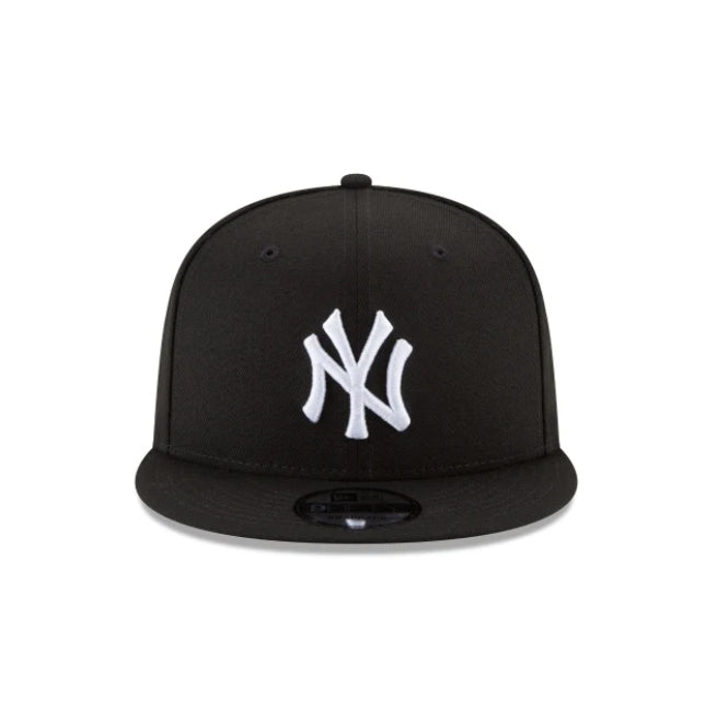 11591025 - New York Yankees Basic Black and White 9FIFTY Snapback