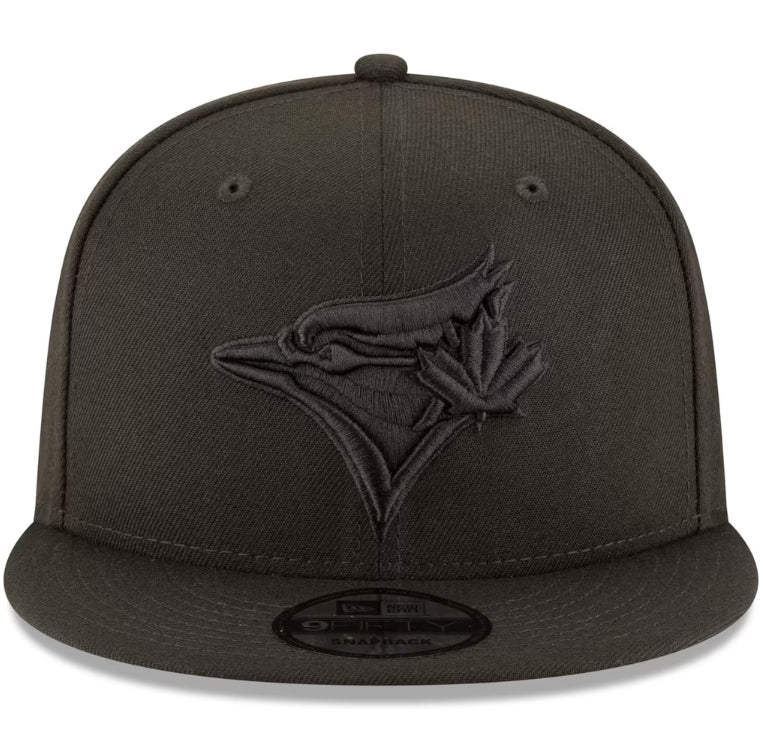 NEW ERA Toronto Blue Jays black on black 9FIFTY snapback hat