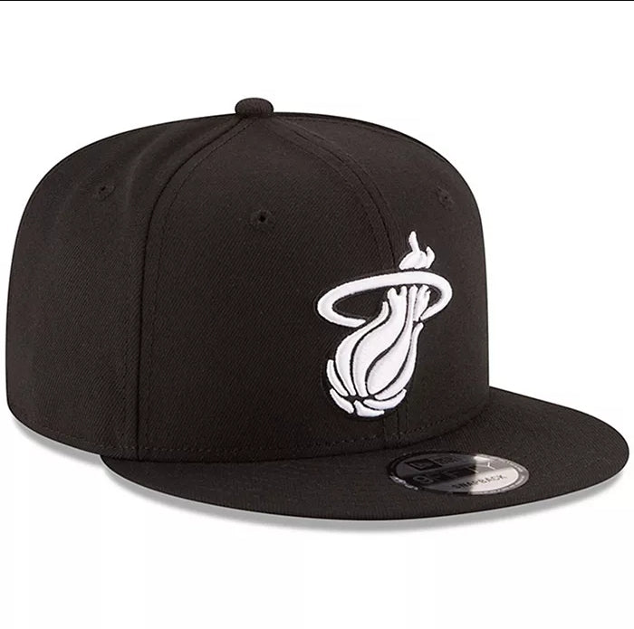 New Era Miami Heat black and white 9FIFTY adjustable snapback hat